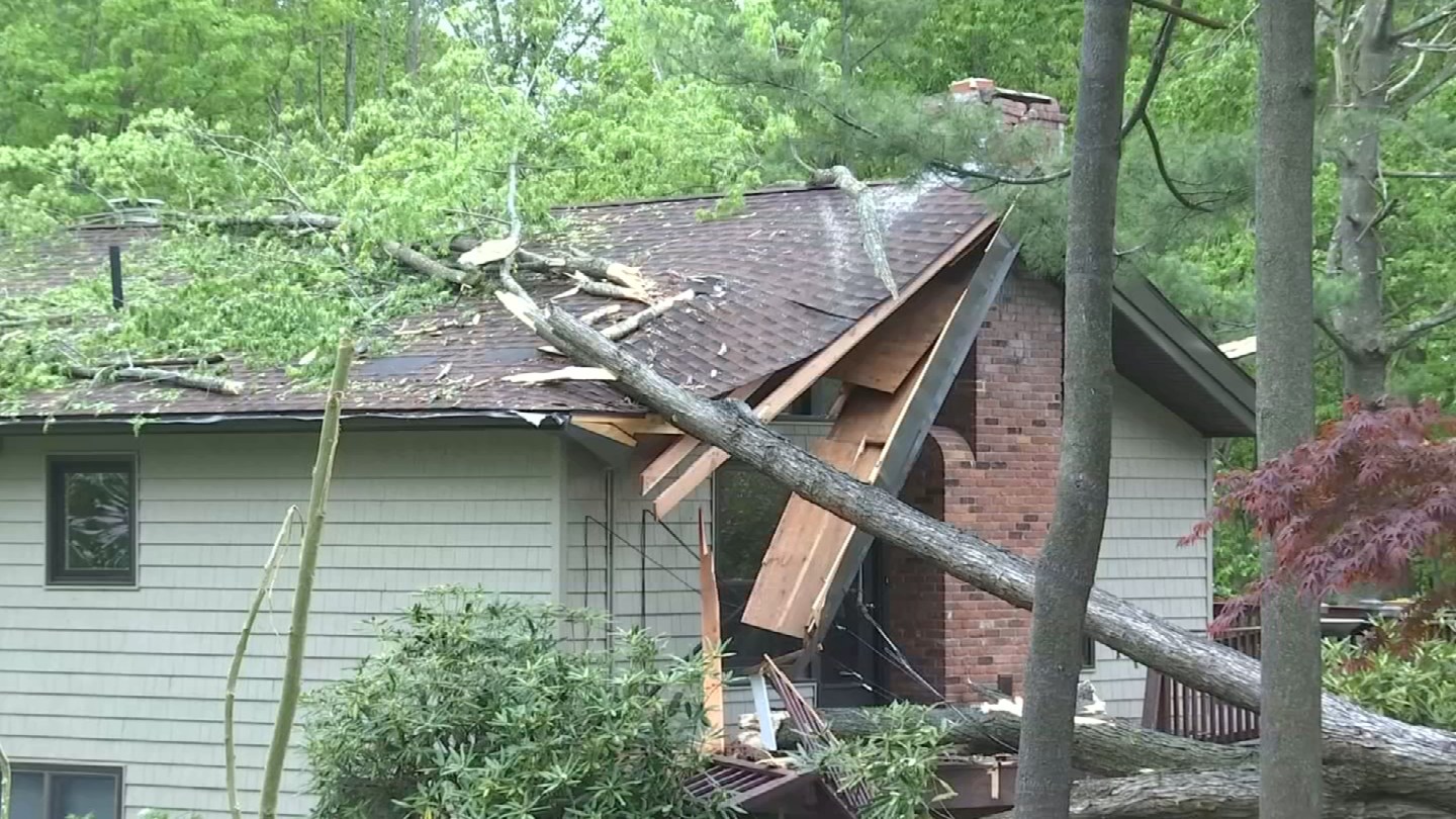 Weather service confirms 2 tornadoes hit Connecticut