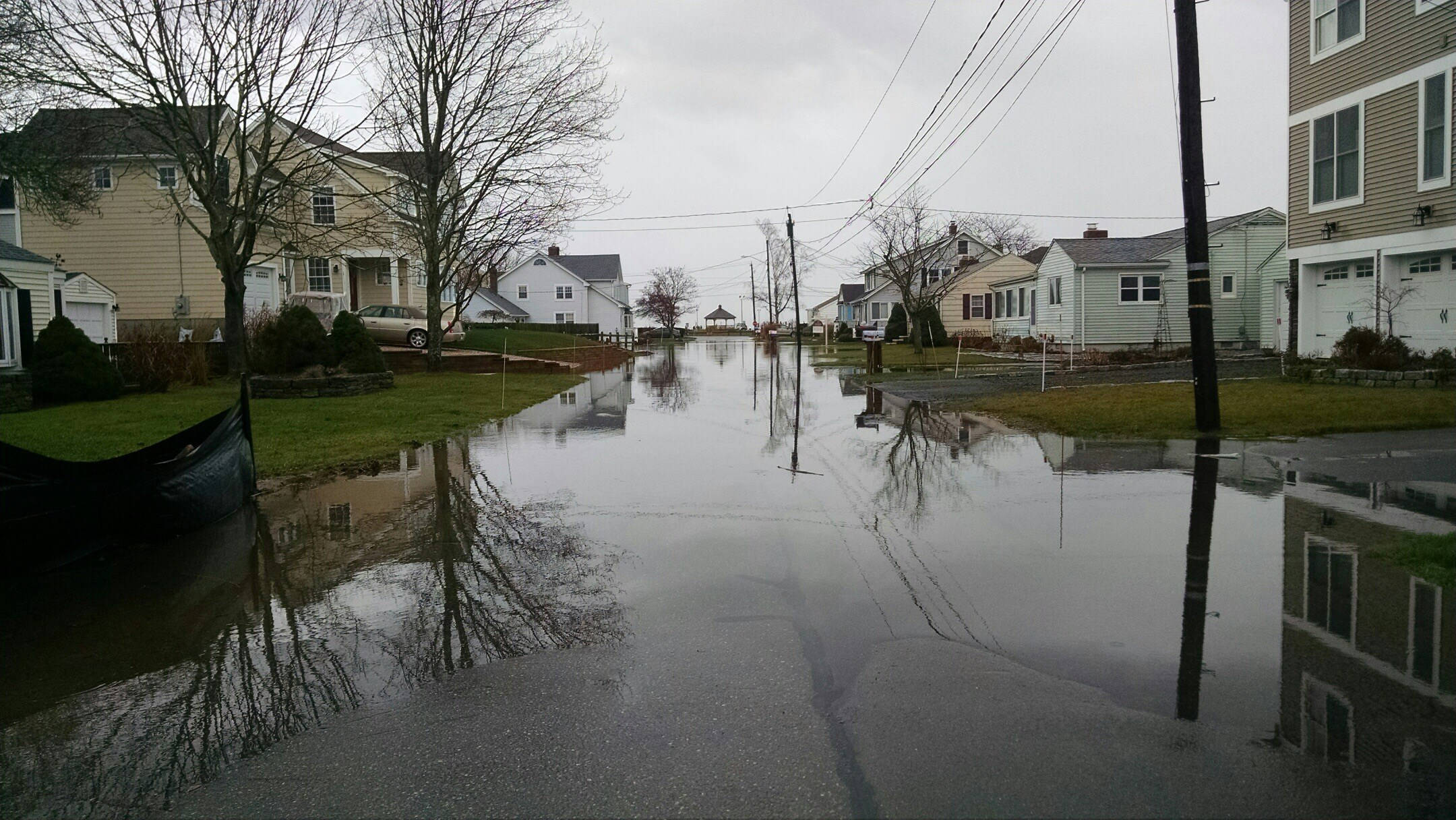 Heavy rain and flooding seen along the shore - WFSB 3 Connecticut 